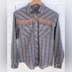 Vintage womens plaid Pearl snap